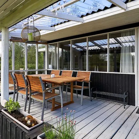 6 Person Holiday In Hébergement de vacances Hals